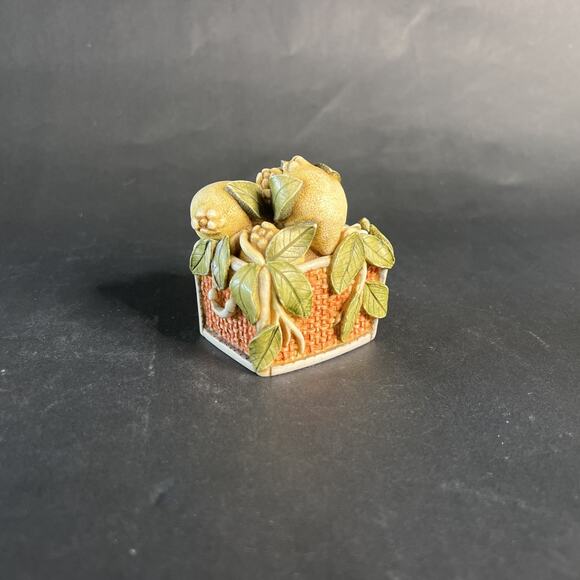 Harmony Kingdom Garden~ Box Figurine ~ LEMON - Picture 2 of 13